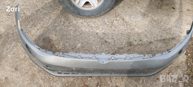 предна броня VW Golf 7, снимка 2 - Части - 52072365