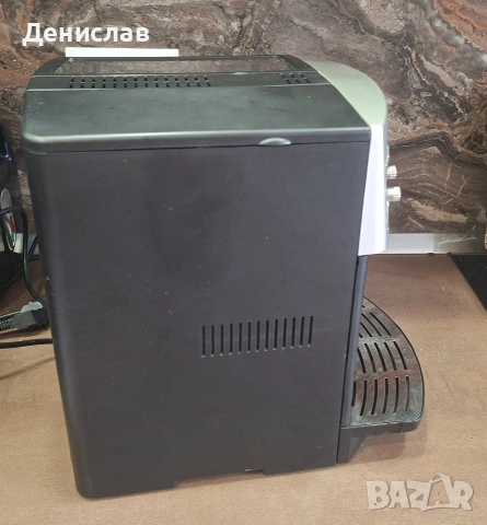 Кафеавтомат/Кафемашина Delonghi Magnifica , снимка 6 - Кафемашини - 53744500
