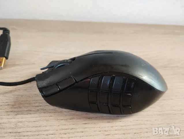 Razer Naga MMOG RZ01-0028 за части, снимка 3 - Клавиатури и мишки - 56119449