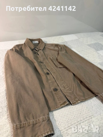 Риза свободна кройка с джоб и копчета ZARA / M, снимка 2 - Суичъри - 53837432