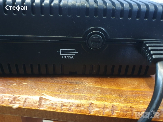 Адаптор 220 /12 волта волта подходящ къмпинг чанти Campingaz JT-DC12V5A / Трансформатор за електриче, снимка 5 - Хладилни чанти - 51971450