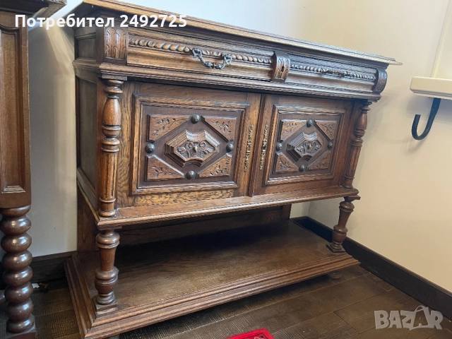 Шкаф антикварен  изцяло дърво дърворезба мрамор плот, снимка 2 - Шкафове - 51042583