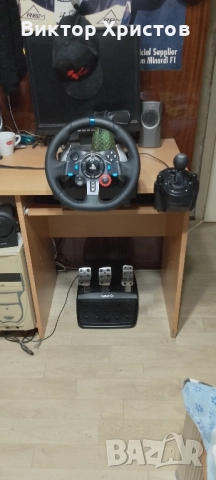 PS4 Pro 1TB + Logitech G29 + Shifter + игри + охлаждаща стойка готов комплект, снимка 6 - PlayStation конзоли - 51870693