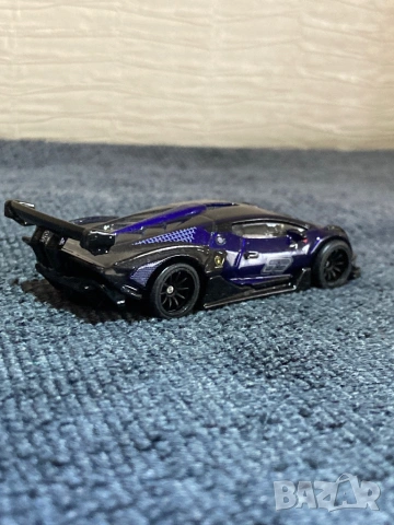HOT WHEELS 2023 TRACK DAY BOX SET LAMBORGHINI ESSENZA SCV12, снимка 4 - Колекции - 53476142