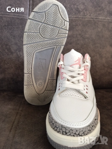 Дамски маратонки Nike Air, снимка 5 - Маратонки - 53621795