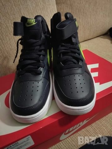 Мъжки кецове Найк номер 40, снимка 2 - Маратонки - 52879903