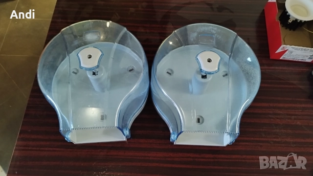 Диспенсъри за течен сапун , тоалетна хартия , кърпи за ръце и кухненски рола, снимка 7 - Други стоки за дома - 52567697