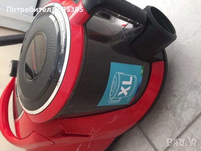 Серия 6 Прахосмукачка без торбичка Червена, снимка 4 - Прахосмукачки - 51379003