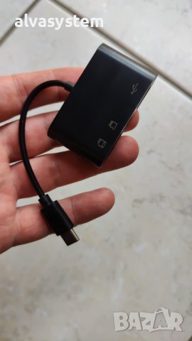 USB-C четец за карти microSD и SD, снимка 2 - Други - 41016576