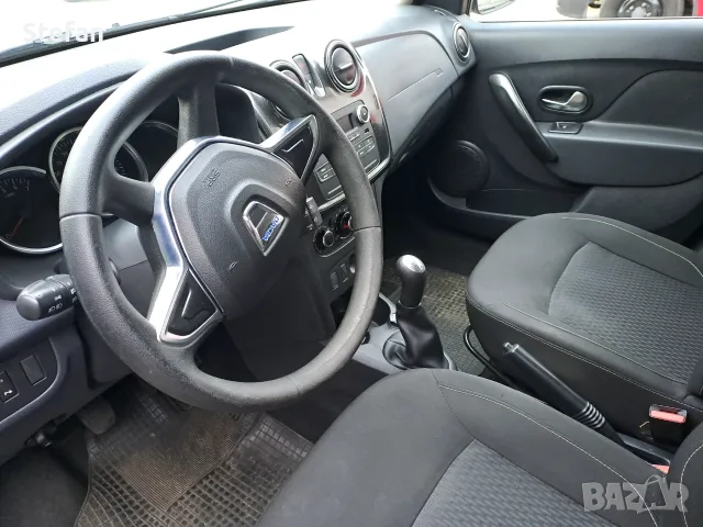 Дачия Сандеро 12/2019, снимка 3 - Автомобили и джипове - 56323545