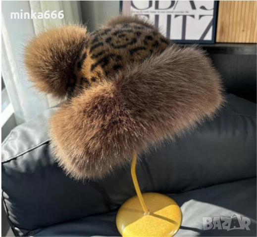 Дамска шапка с ушички, снимка 4 - Шапки - 52506962