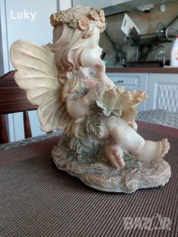 Продавам стара, красива фигурка на момиче-ангел., снимка 2 - Колекции - 42277950