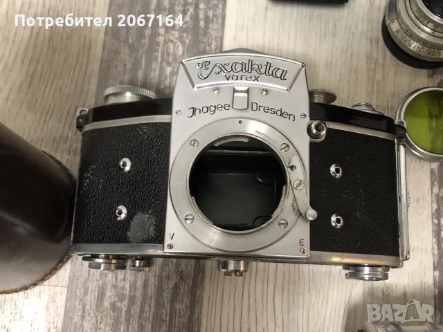 Ретро фото лот Exakta Varex IIa с 3 обектива Carl Zeiss Jena и 1 Schneider, снимка 6 - Фотоапарати - 55972136