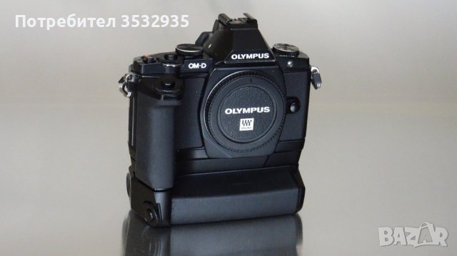 Olimpus  OM-D E-M5+ батериен грип, снимка 1 - Фотоапарати - 42423905