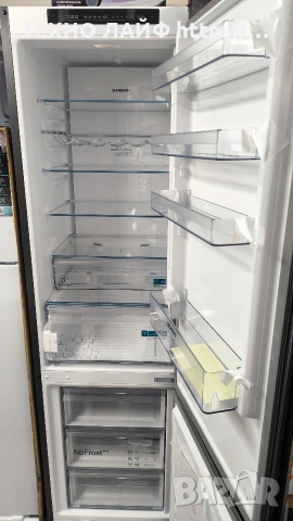 Хладилник с Фризер Siemens iQ300 KG39N2XAG, Total NoFrost, висок 203см , снимка 2 - Хладилници - 53862301