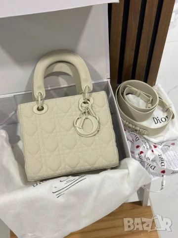 Чанта най-висок клас Естествена кожа Върви с кутия+сертификати+опаковки Всичко от снимката dior, снимка 2 - Чанти - 50776114