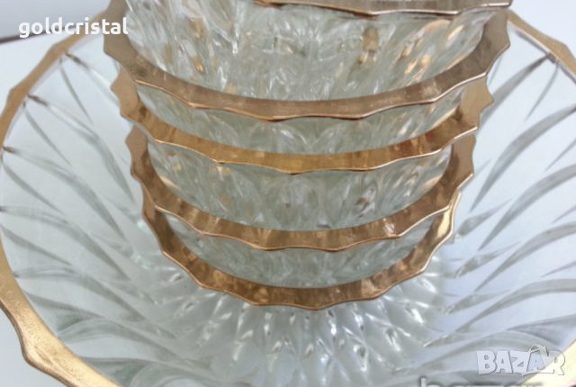 Ретро кристални купички с златен кант, снимка 3 - Антикварни и старинни предмети - 16642081