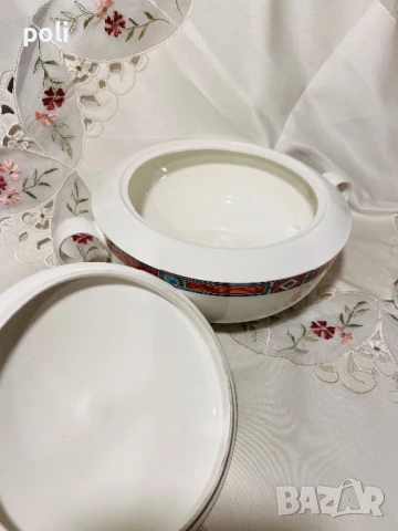 порцеланов супник , снимка 6 - Сервизи - 50958375