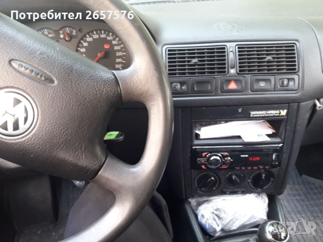 Фолксваген Голф 4, снимка 8 - Автомобили и джипове - 52794691