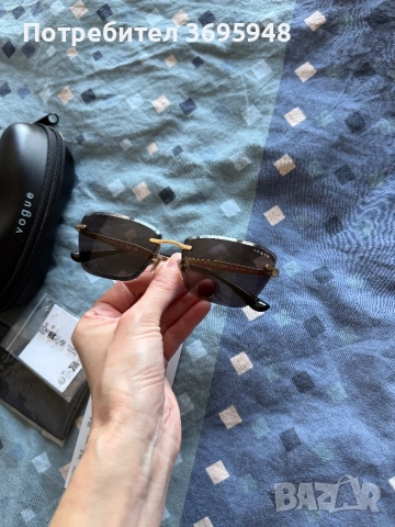 Дамски слънчеви очила VOGUE VO4332S - 280/87, снимка 3 - Слънчеви и диоптрични очила - 52156426