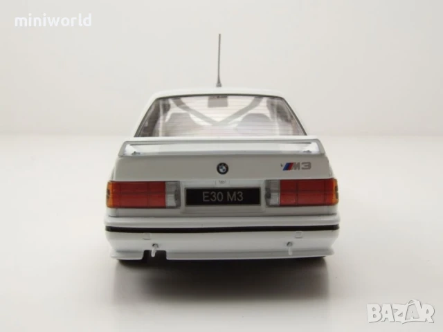 BMW M3 E30 1989 - мащаб 1:24 на Whitebox моделът е нов в кутия, снимка 6 - Колекции - 50614537