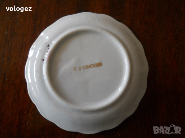 Порцеланови чинийки "Limoges" Франция, снимка 4 - Други ценни предмети - 49272657