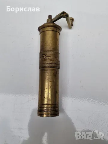 Стара, бронзова мелничка