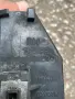 Дясен оригинален държач задна броня Toyota Avensis Т25 T25 52562-05020 , снимка 1