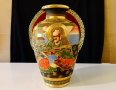 Ваза японски порцелан Satsuma Kinkozan Tsukuru,злато., снимка 2
