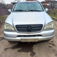 ML 270 163кс на части, снимка 1 - Автомобили и джипове - 36107774