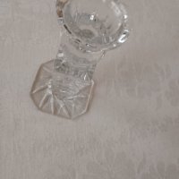 кристален свещник има малка люспа , снимка 3 - Антикварни и старинни предмети - 44422355