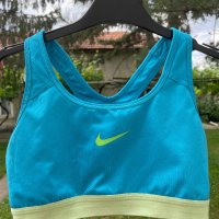 Дамски топ Nike, снимка 1 - Потници - 41170322