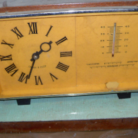 Старинни часовници Маяк и Янтър - СССР, снимка 1 - Антикварни и старинни предмети - 44635652