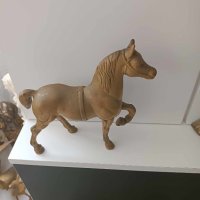 масивен бронзов кон, снимка 2 - Антикварни и старинни предмети - 41624301