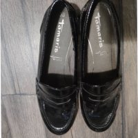 Продавам дамски черни лачени обувки , снимка 4 - Дамски ежедневни обувки - 39073458