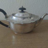 посребрен метален чайник, снимка 1 - Антикварни и старинни предмети - 39105877