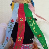 Кукла в народна носия (24 см), снимка 4 - Колекции - 42363336