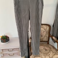 Дамски панталон/клин в размер S, снимка 1 - Панталони - 44430701
