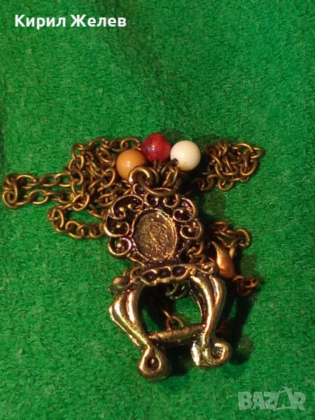 МЕДАЛЬОН МИНИАТЮРА ТОАЛЕТКА СТАТУЕТКА МЕСИНГ 3917, снимка 1