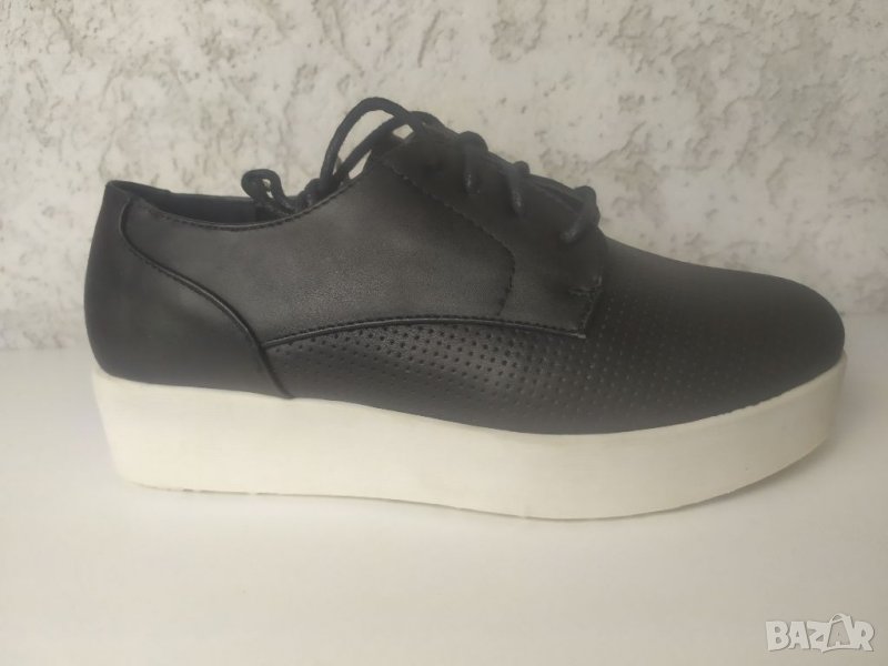 Дамски перфорирани обувки на платформа Primadonna, снимка 1