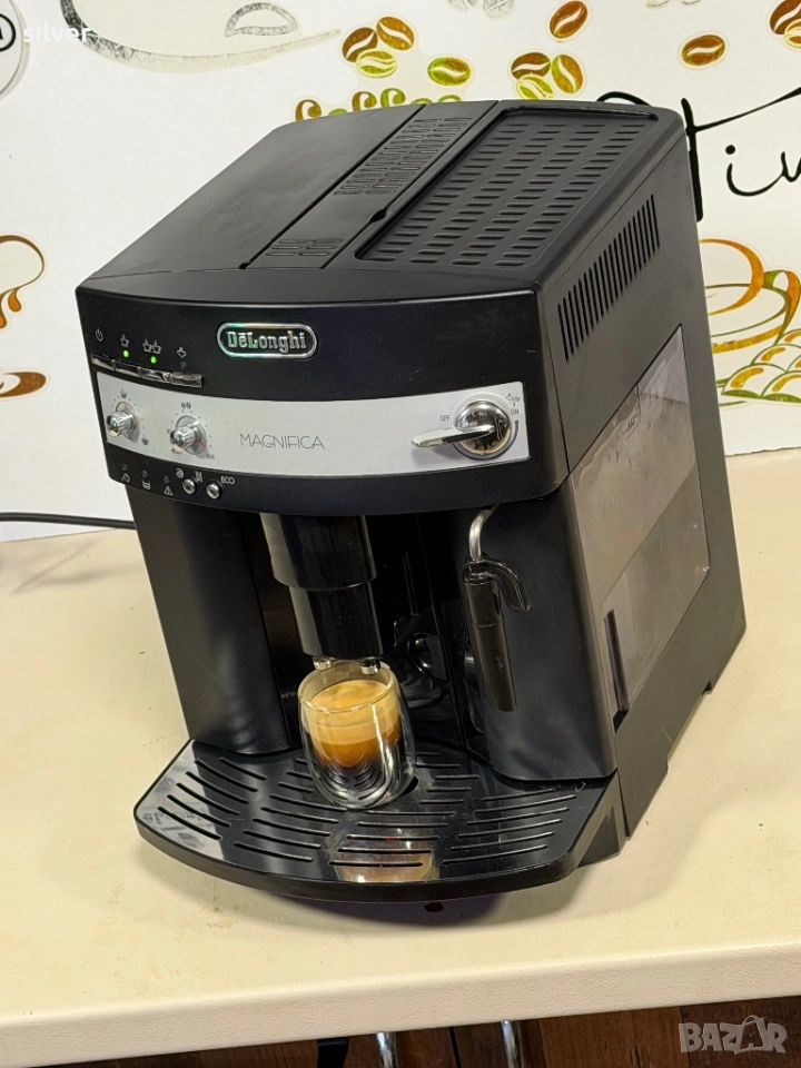 Кафемашина кафе автомат delonghi magnifica с гаранция, снимка 1