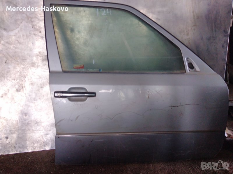 Предна дясна врата 124, снимка 1