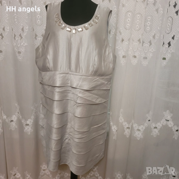 сребириста рокля с камъни , снимка 1