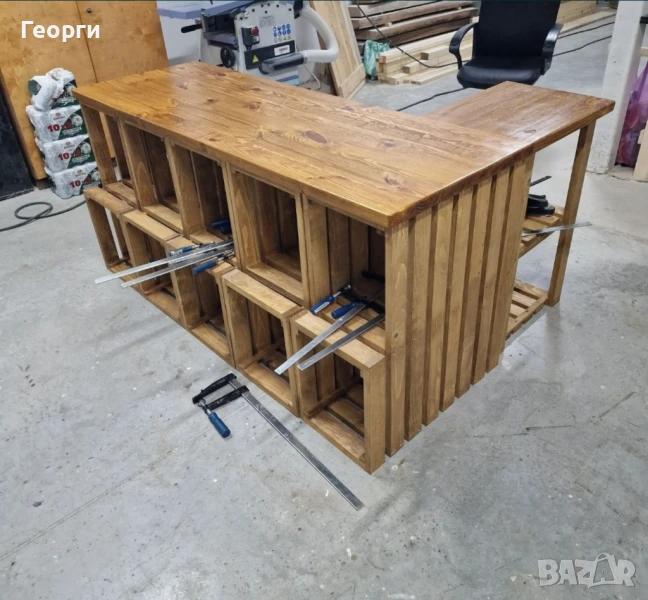 Дървено бюро, снимка 1