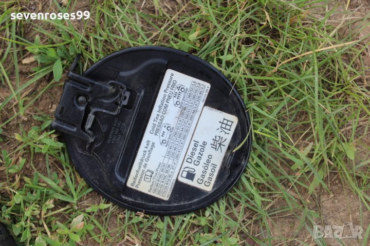 Вратичка за резервоар Сеат Алхамбра 2002 Seat Alhambra черна , снимка 1