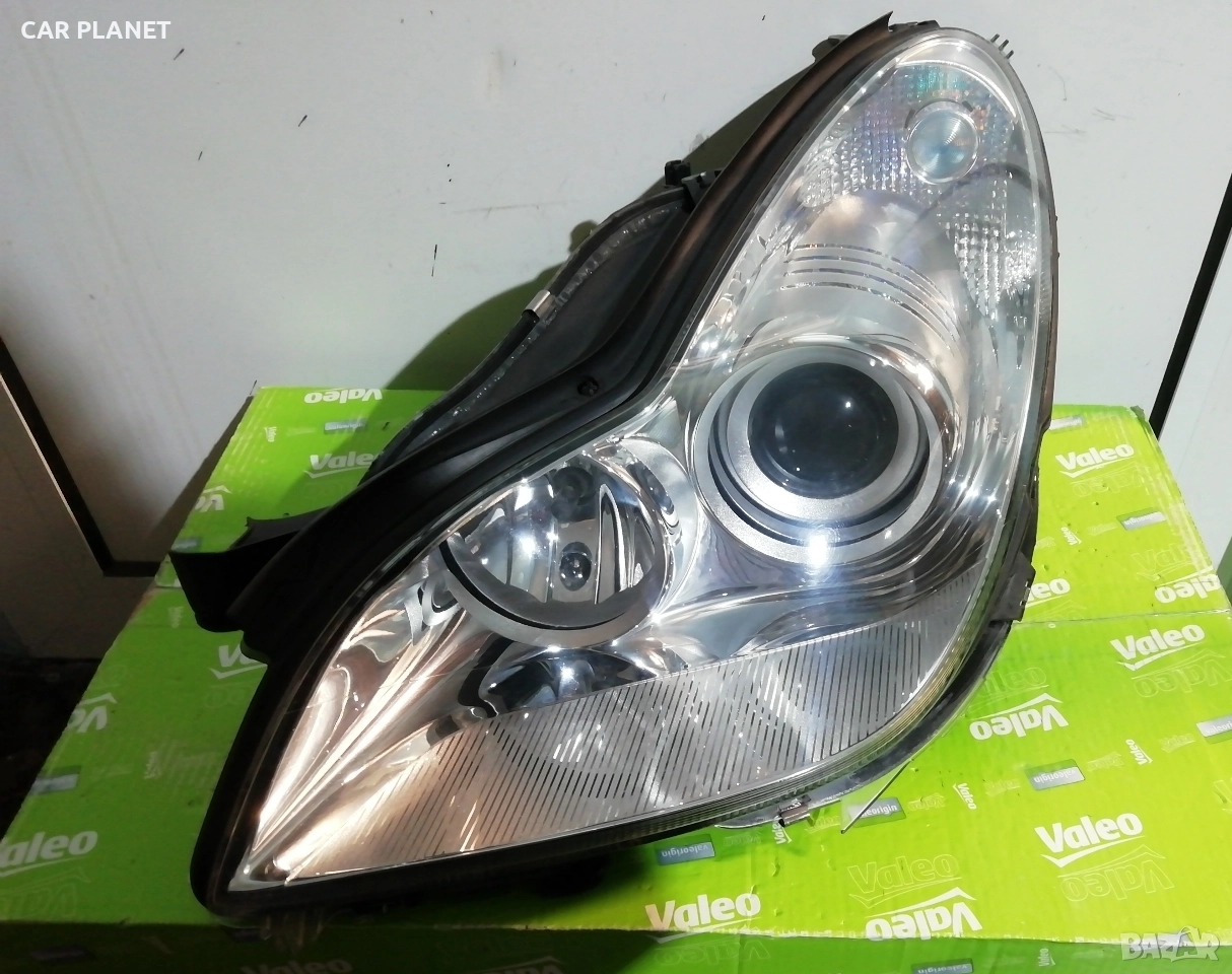 Фар Фарове за Mercedes CLS W219 Hella Bi-xenon AFS завиващ / Мерцедес ЦЛС В219. , снимка 1