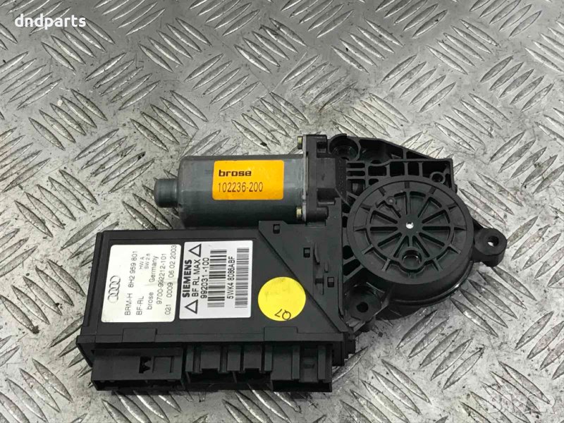 Предно ляво моторче стъкло Audi A4,Cabriolet,2004г., снимка 1