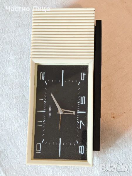 Супер Рядък Руски Соц СССР Настолен Часовник с Латерна, снимка 1