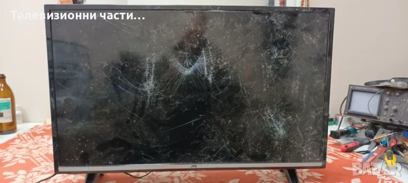 JVC LT-32V251 със счупен екран VES315WNDS-2D-N11 32HD Dual Gate_X-PCB-X0.0 47-6001317 17MB97 17IPS62, снимка 1