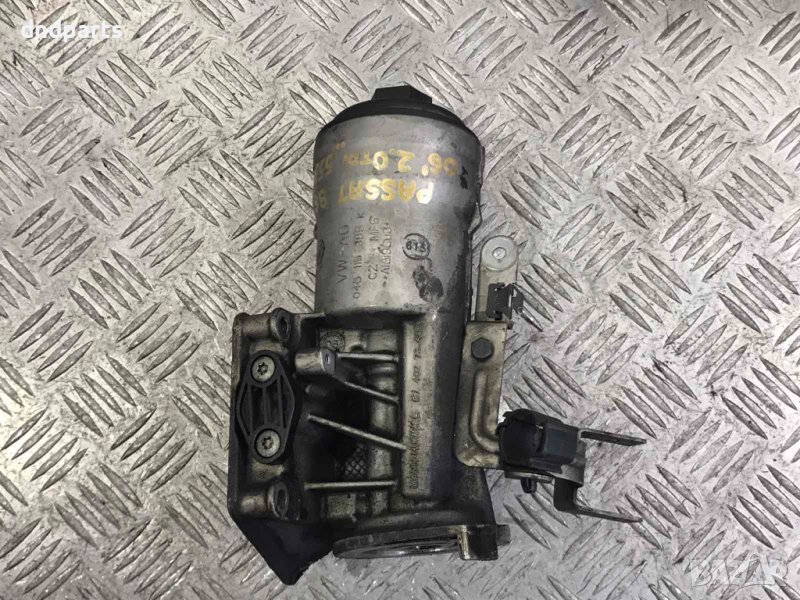 Корпус маслен филтър VW Passat B6,2.0TDI,140кс.,2006г., снимка 1